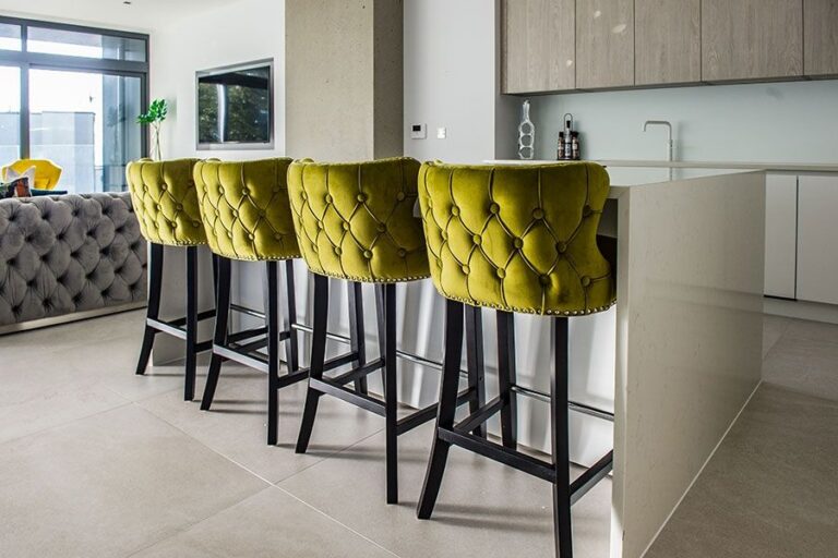 How to choose your bar stools in 4 steps?
