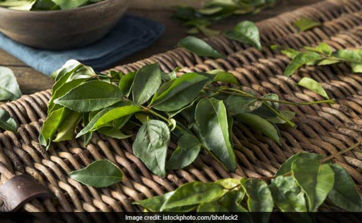 Health benefits associated with curry leaves