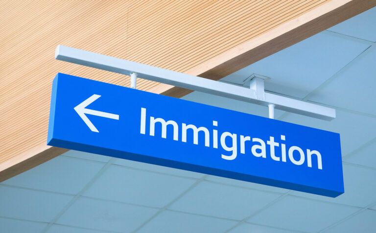 Why Immigration Lawyers Should Use Immigration Software?
