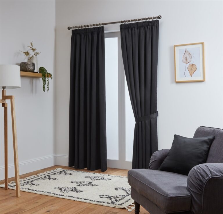 Dubai’s Best Blackout Curtains With Yellow