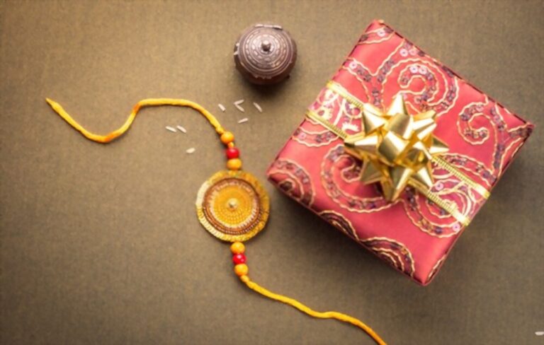 Quickly Send Rakhi To Canada For Your Brothers and Sisters