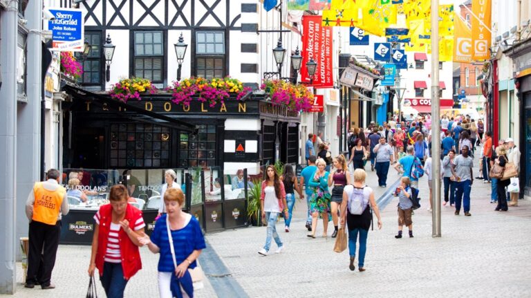 Discover Ireland’s Oldest City: Top Waterford Shopping and Accommodation Ideas